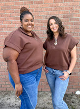 Load image into Gallery viewer, High neck half zip vest
