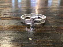 Load image into Gallery viewer, Textured cross bracelet
