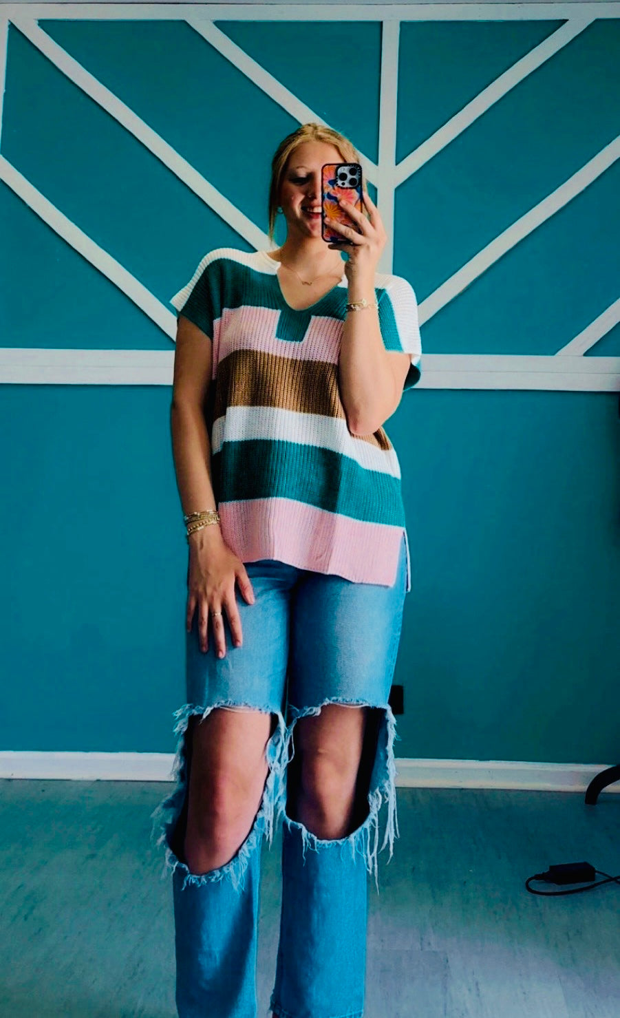 Multicolor striped color block V neck