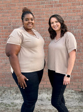 Load image into Gallery viewer, Corded rib short sleeve Top
