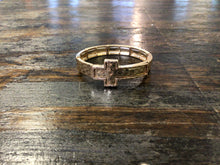 Load image into Gallery viewer, Textured cross bracelet
