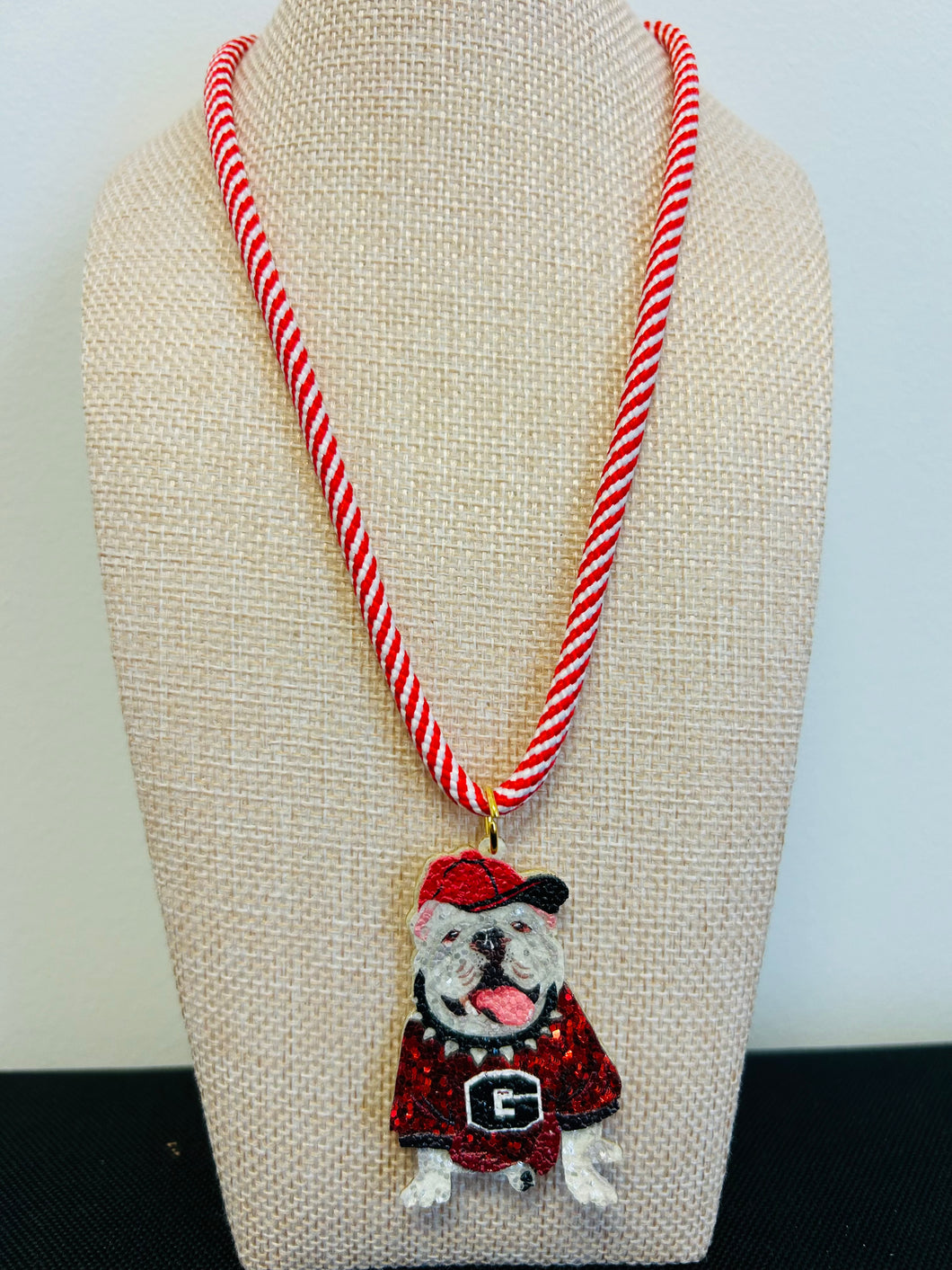 Red/white rope Bulldog necklace