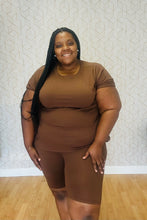 Load image into Gallery viewer, Round neck top &amp; biker shorts set
